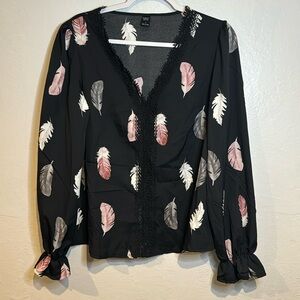 Women’s long sleeve blouse